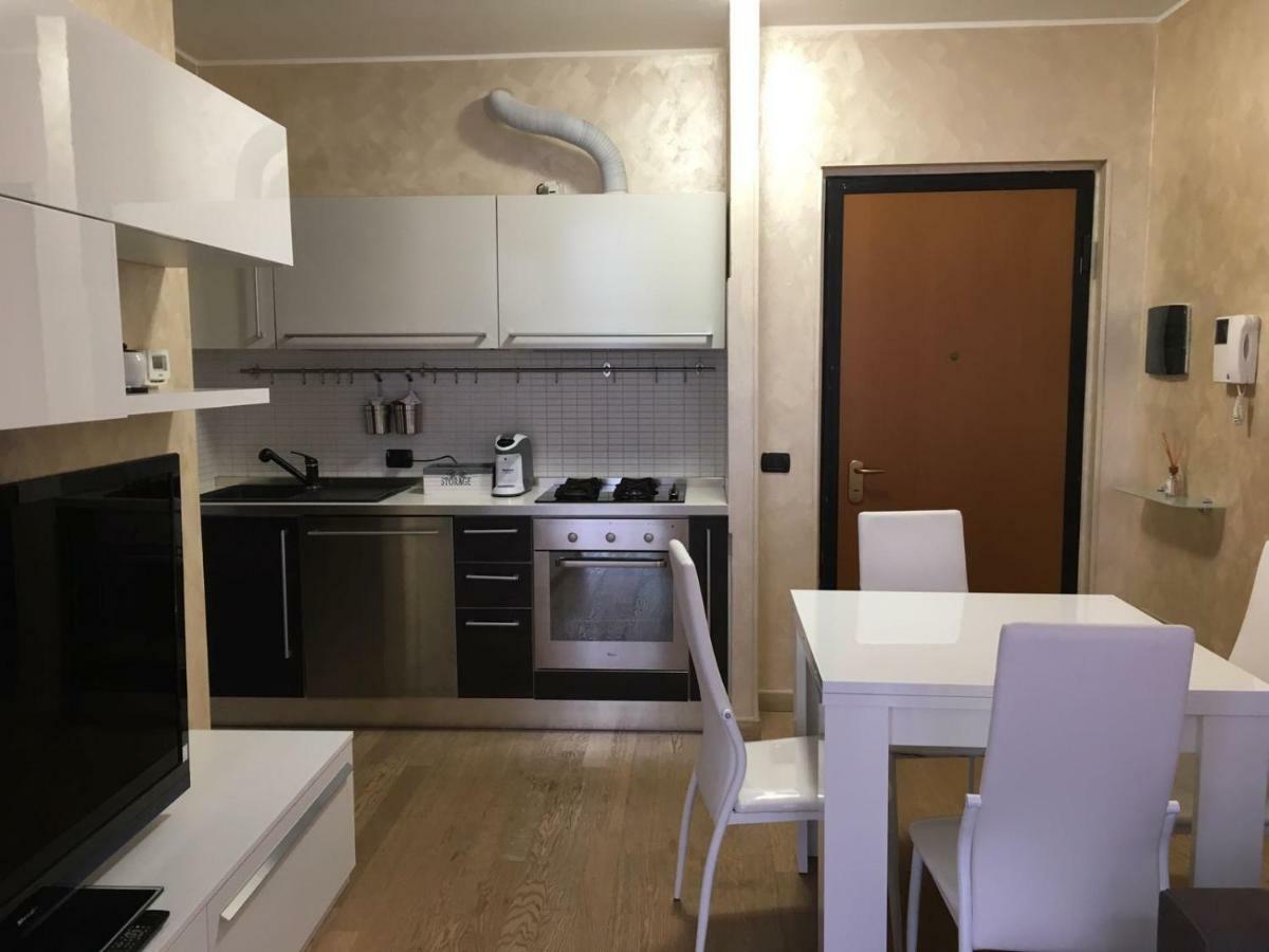 Milano Malpensa Grandi Ap Apartment Gallarate Luaran gambar