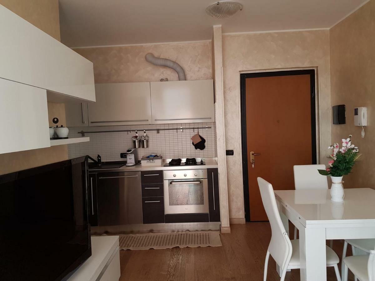 Milano Malpensa Grandi Ap Apartment Gallarate Luaran gambar