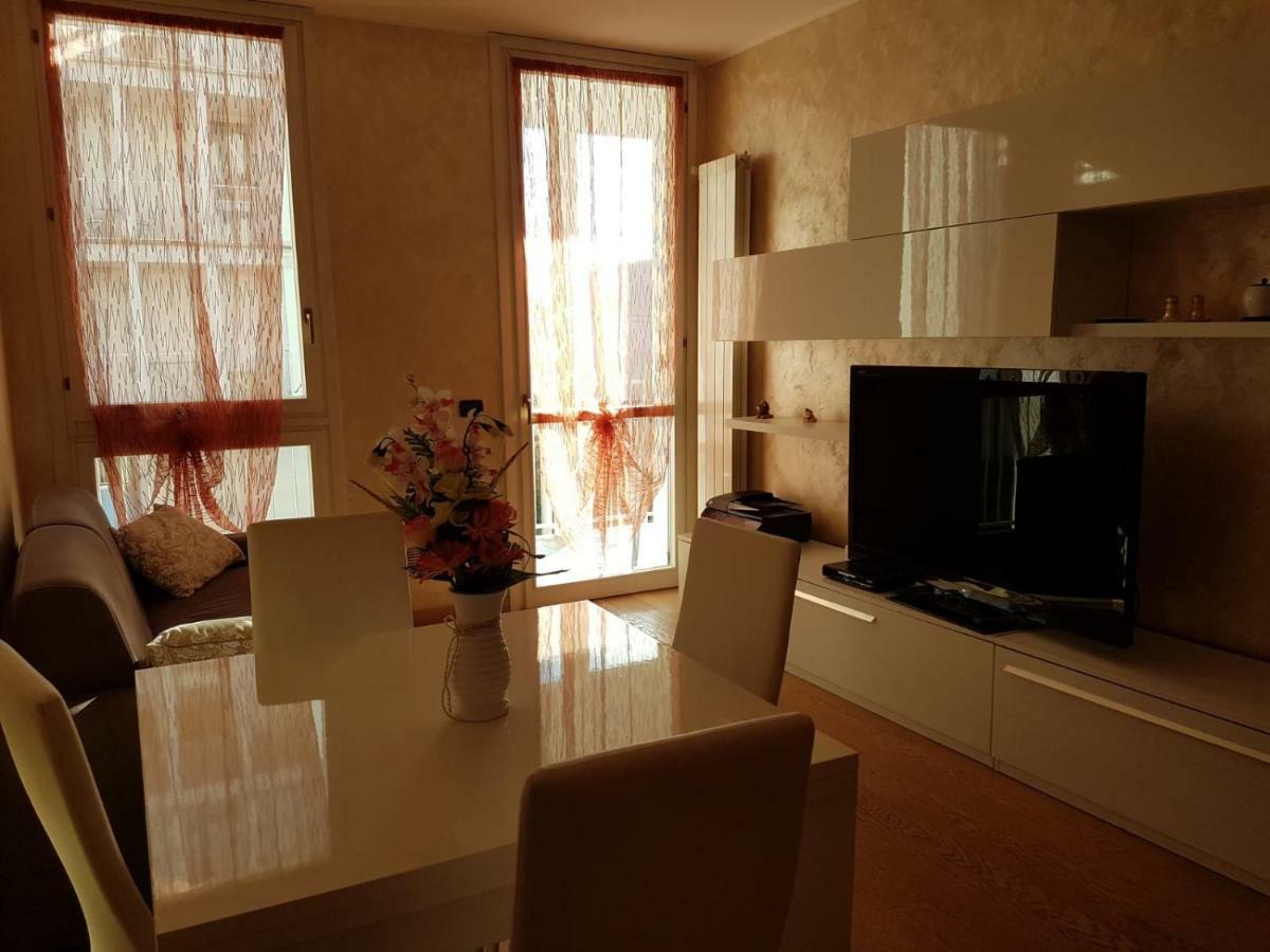 Milano Malpensa Grandi Ap Apartment Gallarate Luaran gambar