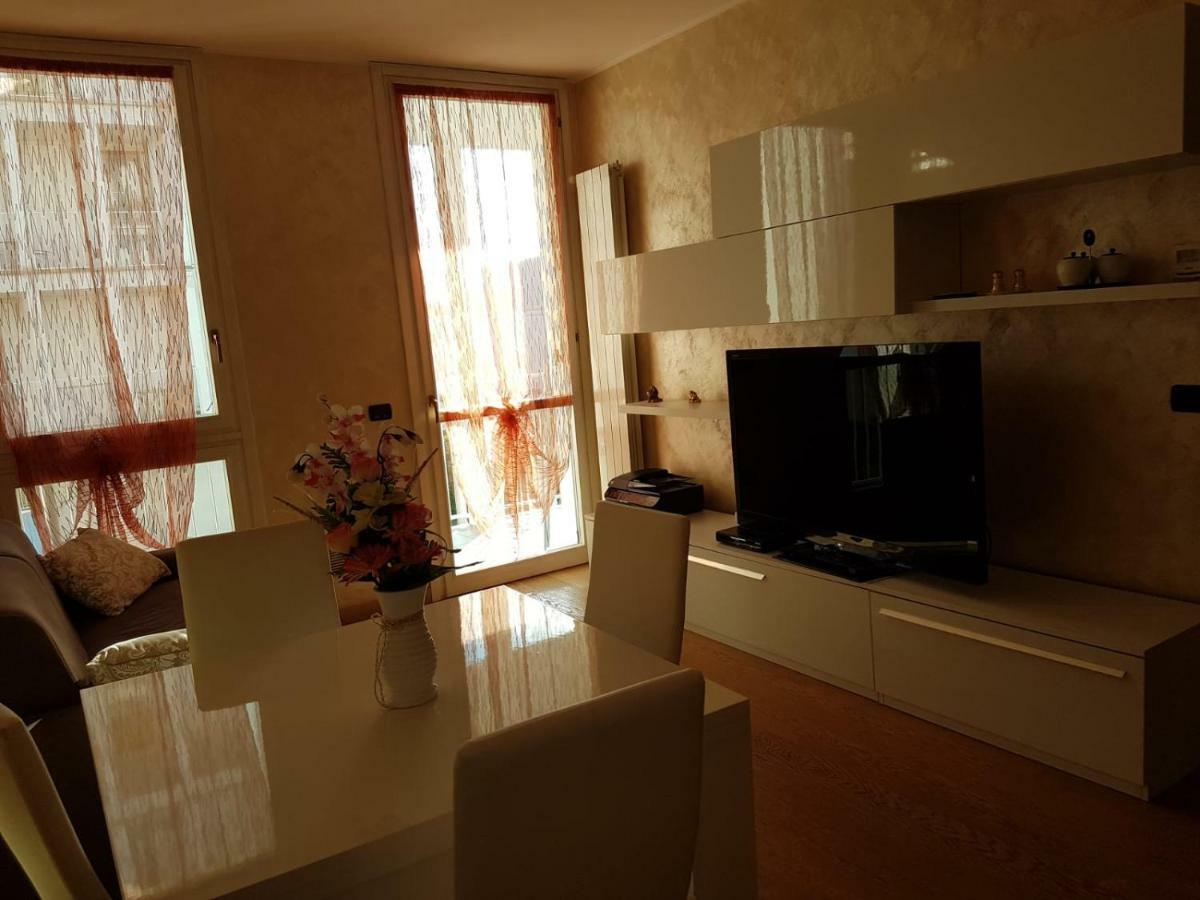 Milano Malpensa Grandi Ap Apartment Gallarate Luaran gambar