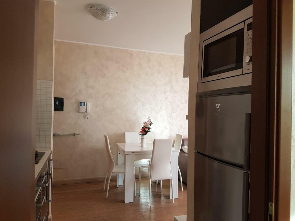 Milano Malpensa Grandi Ap Apartment Gallarate Luaran gambar